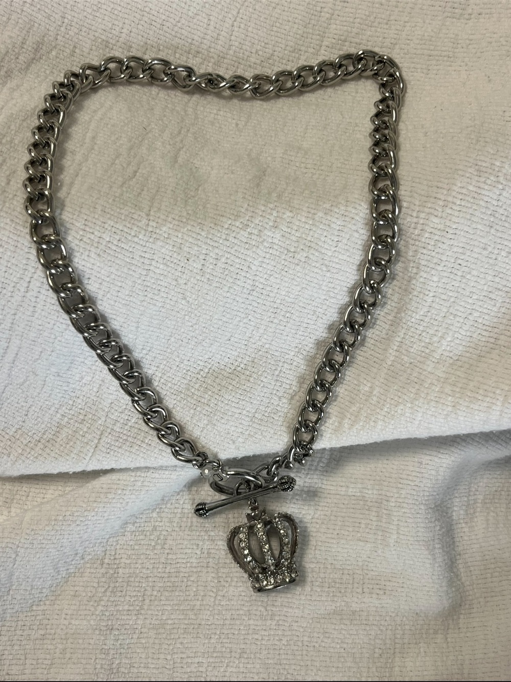 Vintage Juicy Couture Silver rhinestone Crown toggle necklace.